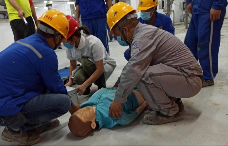 華南分公司石井凈水廠(chǎng)二期項(xiàng)目舉行高空墜落應(yīng)急救援演練