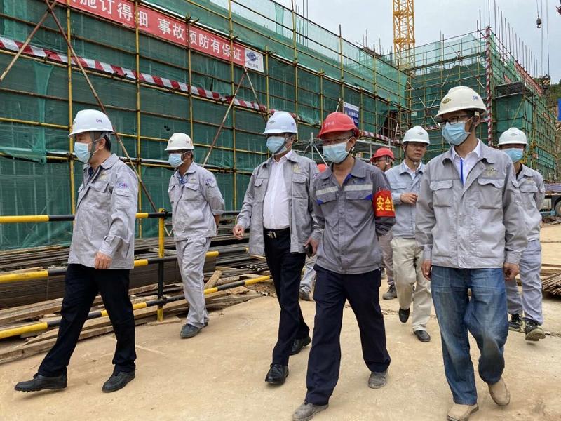 胡流芳到瀚藍(lán)(南平)項(xiàng)目檢查指導(dǎo)安全生產(chǎn)工作